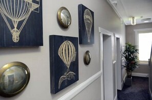 Executive Triple Room | Interior - Hotel Emerald (Potts Point)