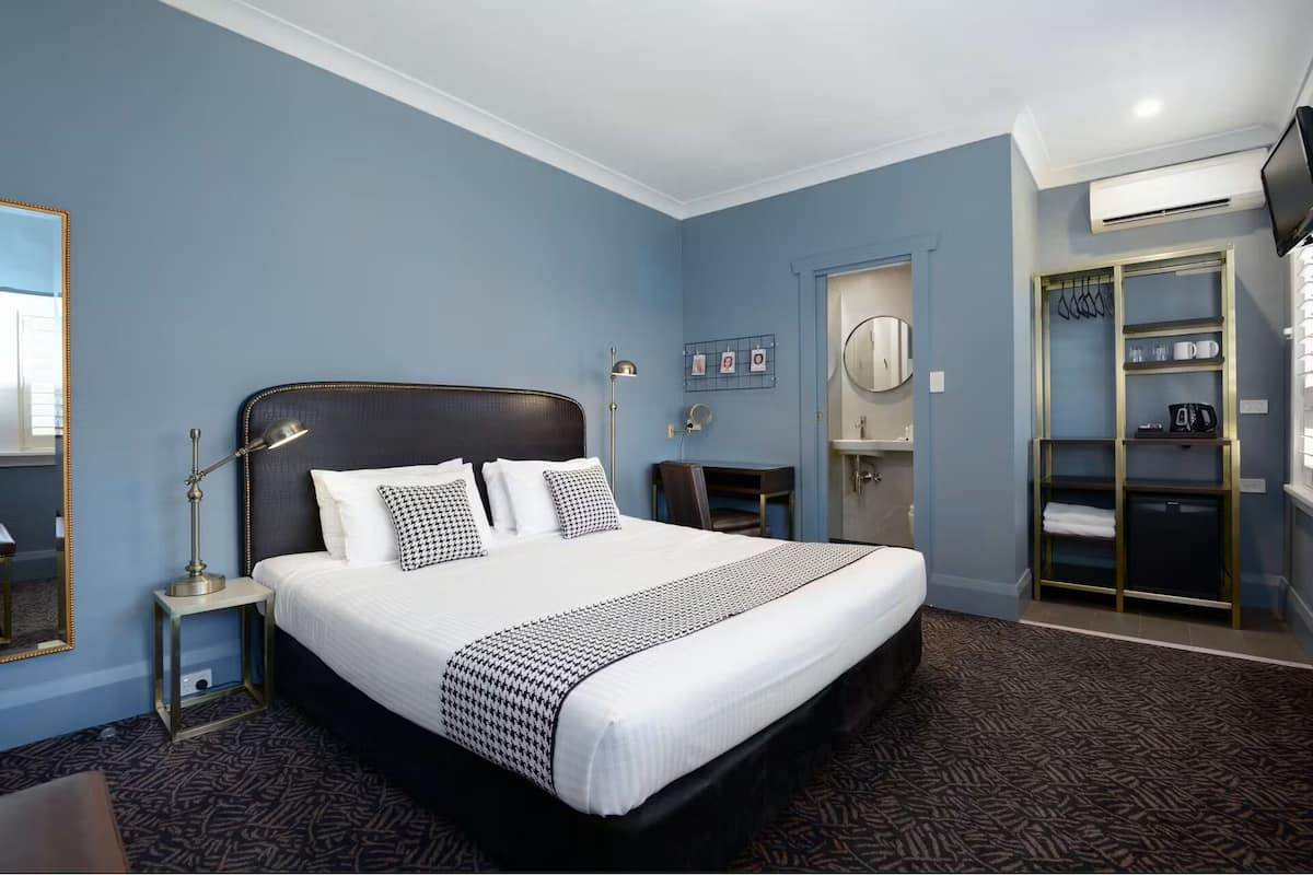 Quarto casal com design assinado