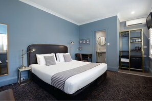 Quarto casal com design assinado