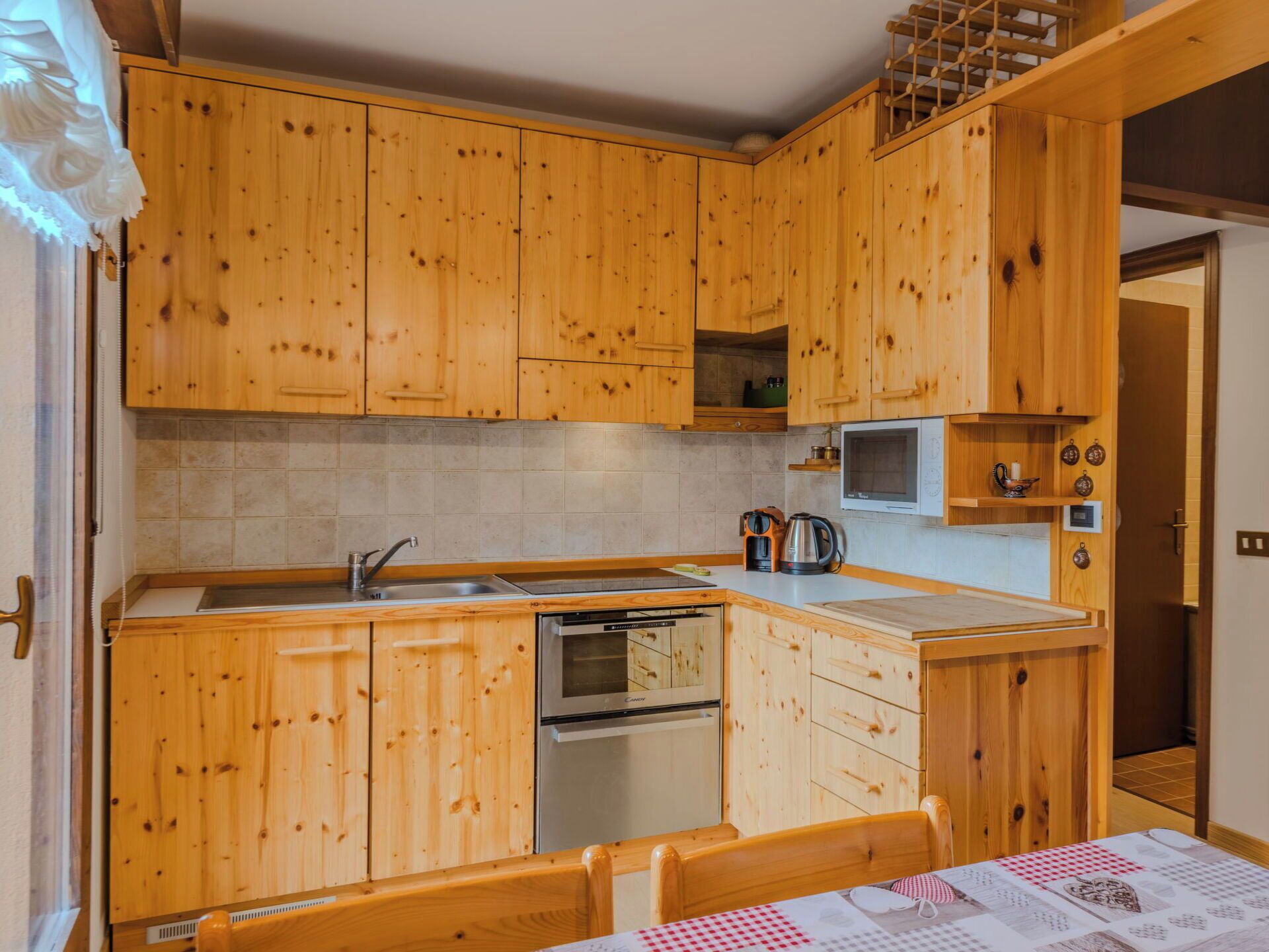 Microwave, oven, dishwasher