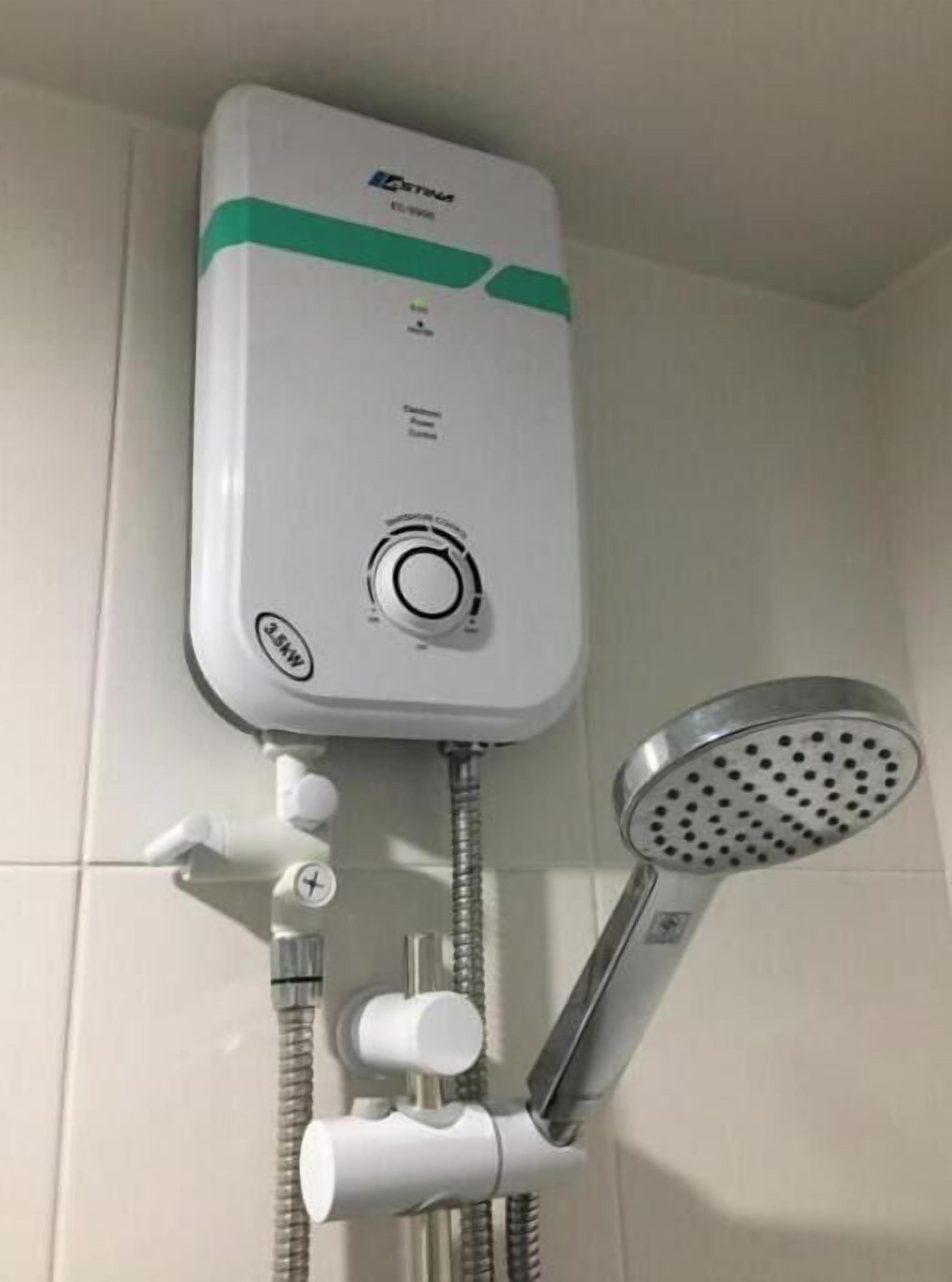 手持ち式のシャワーヘッド