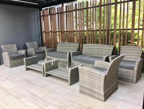 Property grounds - White Turquoise 1-Bedroom Apartment - Relaxing Poolside Retreat in Bangkok (Krung Thep Maha Nakhon)