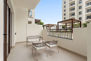 House, Accessible - Silkhaus Vacation Homes Prime 2BR in Yas Golf Collection (Abu Dhabi)