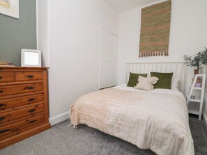 3 Schlafzimmer, individuell dekoriert, individuell eingerichtet