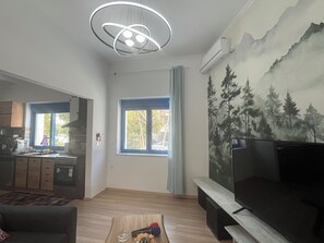 Living area - Athens Garden Escape Villa (Athina)