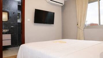 Deluxe Penthouse, City View