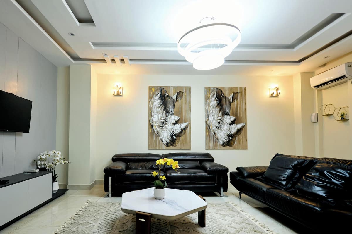 Family Apartment, City View | Living area