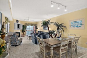 Dining - Sunset Bay I #201 - Bayfront 3 br condo, mid town with outdoor pool. Occ 8 (Ocean City)