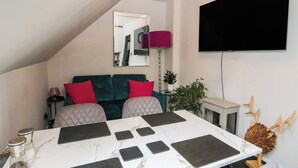 Cottage | Interior