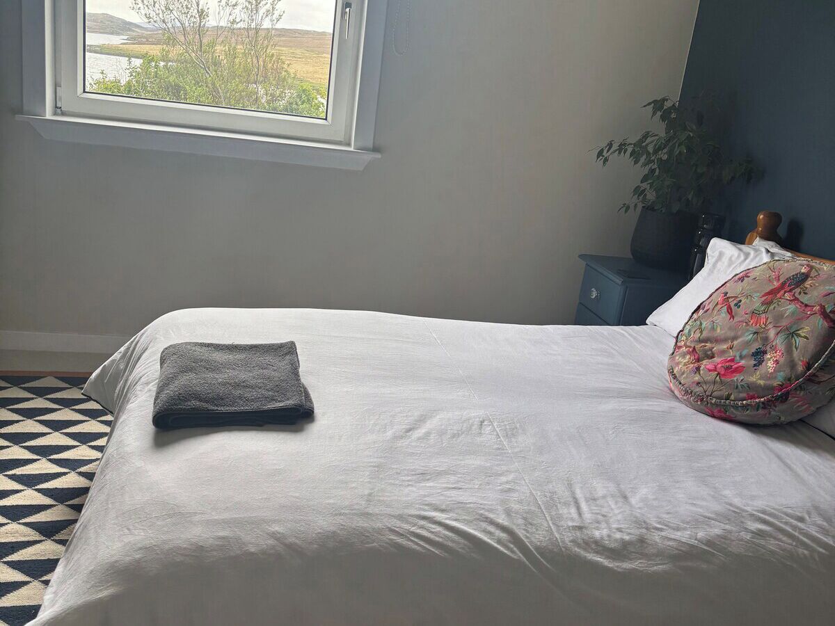 2 bedrooms, individually decorated, individually furnished, free WiFi