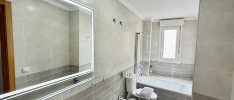 تجهيزات دش، مجففات شعر، مناشف