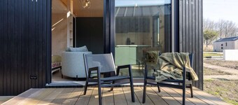 Tiny house with wooden deck in Oud Ade - Tuin van Keet - 30