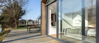 Tiny House by the water in Oud Ade | Tuin van Keet - 24