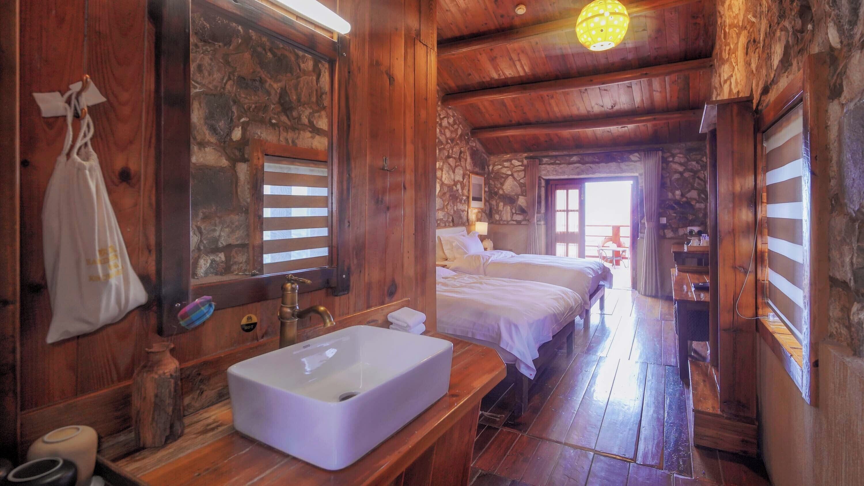 Romantisches Zweibettzimmer