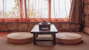 Panoramic Double Room | Living area - Aurora Rock Villa Resort (Taizhou)