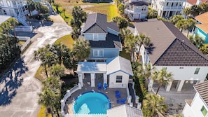 Exterior - 🐾Pet Friendly | Walk to Sound-Side Beach | Community Pool | The Salty Pelican (Navarre Beach)