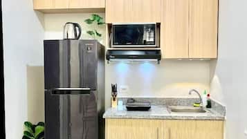 Familienapartment, 2 Schlafzimmer, Küche, Stadtblick | Eigene Küche