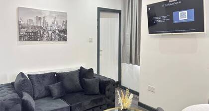 Stoke-on-trent Cozy Retreat