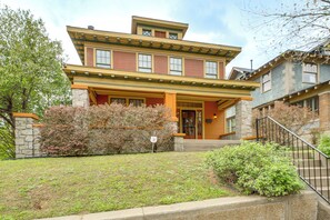 House (3 Bedrooms) | Interior - Little Rock Gem: Historic Home w/ Deck + Yard! (Little Rock)