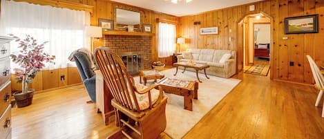 House (2 Bedrooms) | Front of property