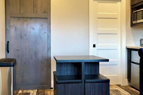 2 BR Tiny Homes - Unique Outdoor Space