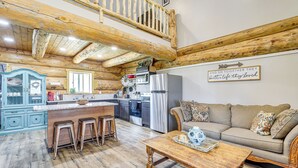 Rumah (2 Bedrooms) | Interior