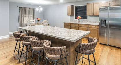 Walk to Tift Regional Health! Refined Home w/ Yard