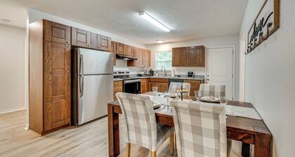 Family-friendly Nash Home 6 Mi to Spring Lake Park