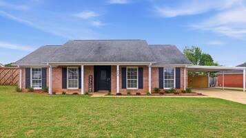 House, 3 Bedrooms | Bahagian luar