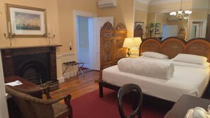 Room - Tintagel Guest House (Cape Town)