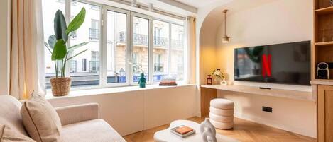 アパートメント 2 ベッドルーム シティビュー | リビング エリア