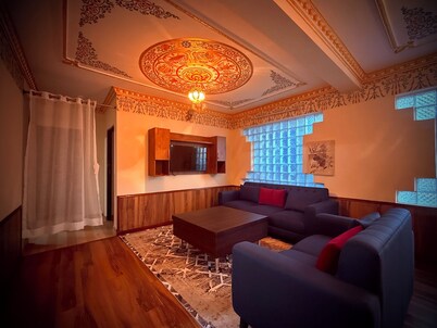 Superb 3-bedroom apartment with AC in peaceful Kathmandu WiFi and hot water