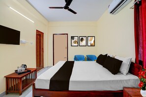 House - Collection Formerly Dhana Residency (Tirupporur)