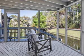 Terrace/patio - Fairway Retreat at TPC Sawgrass – Bright, Modern 3BR Villa (Ponte Vedra Beach)