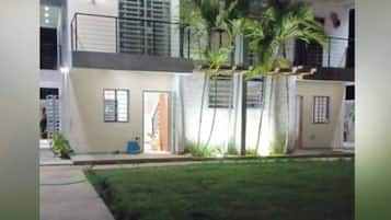 Departamento, 2 habitaciones, alberca privada | Exterior