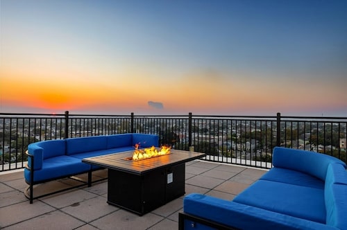 New Orleans | Urban Retreat | Pool + Hot Tub