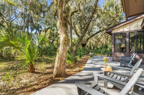 Terrace/patio - Seabrook Beach Cottage (Seabrook Island)