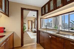 Interior - Relaxing 1bedroom mins drive to Burj Khalifa (Dubai)