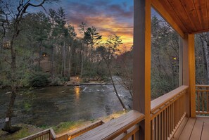 Property grounds - The Lodge on Cartecay - Ellijay,GA (Ellijay)