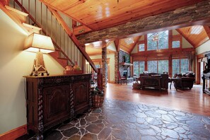 Interior - The Lodge on Cartecay - Ellijay,GA (Ellijay)