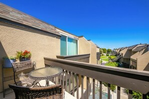 Property grounds - Mins To Beach! W/Pool, Gym, Assigned Parking (San Diego)