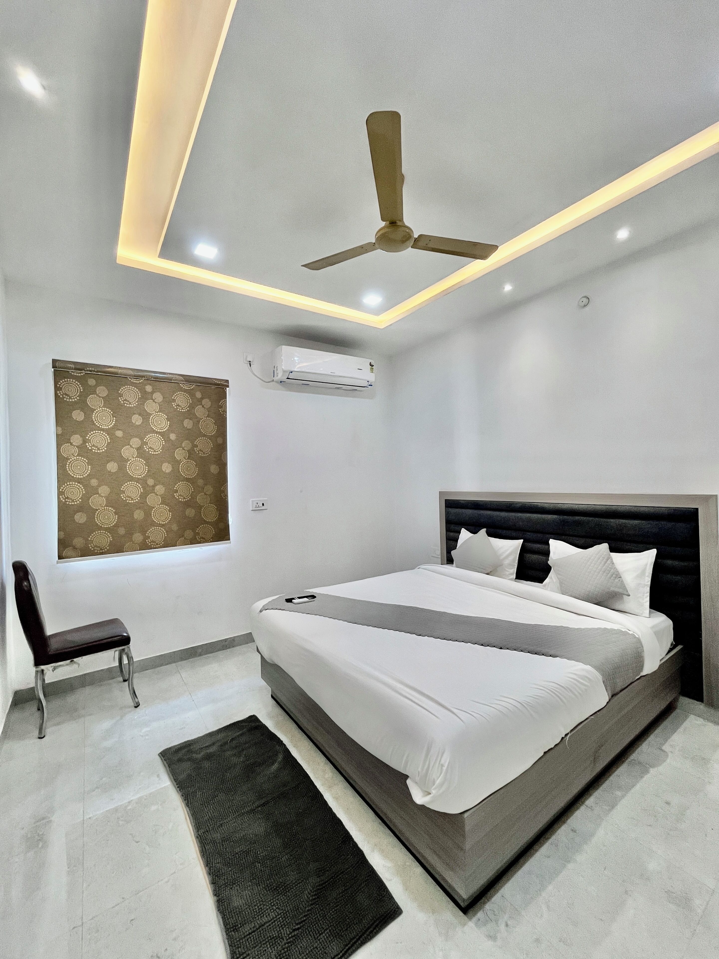 Deluxe Double Room, City View