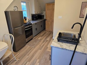 Unclassified image, 5 of 6, button - Como Park Area-Minnesota State Fair Grounds nearby (Saint Paul)