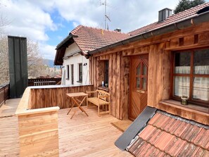 Terrace/patio - Apartment 'Fewo Edelweiss' with Private Sun Terrace and Wi-Fi (Breitenberg)