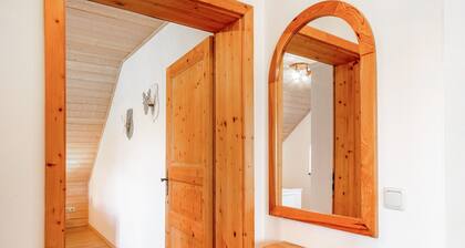 Apartment 'Fewo Enzian' with Mountain View, Private Sun Terrace and Wi-Fi