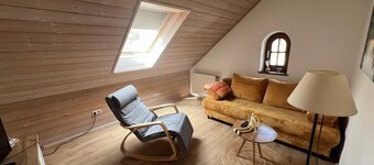 Apartment 'Fewo Enzian' with Mountain View, Private Sun Terrace and Wi-Fi