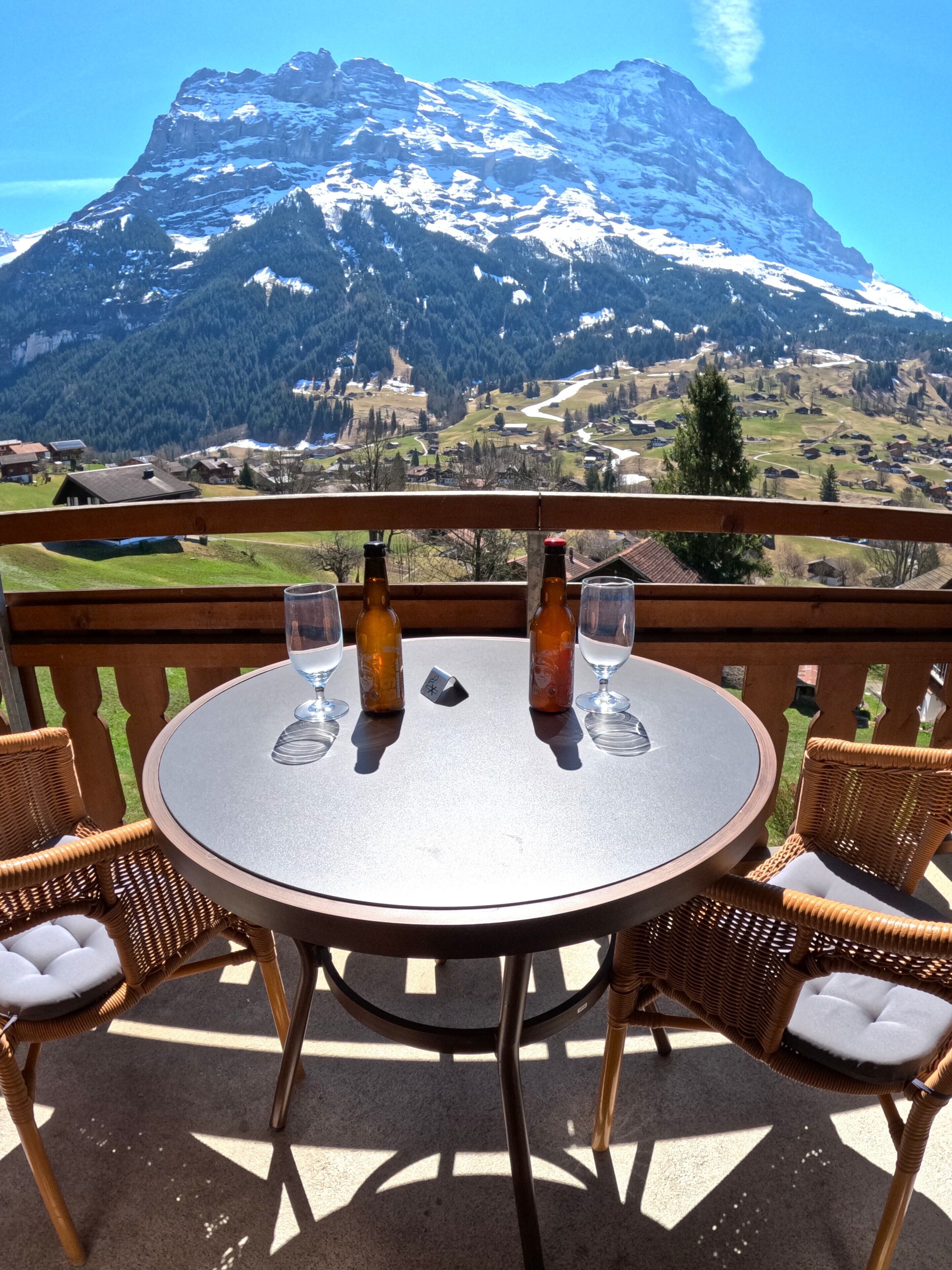 Superior-Doppelzimmer, Bergblick | Speisen im Freien