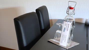 Junior Suite, Balcony, Mountain View | Dining