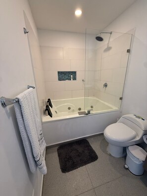 Bathroom - Vrbo Property (Santa Marta)