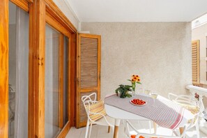 Outdoor dining - Fidalsa Feel the Sea (Guardamar del Segura)